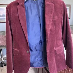 Boys Burgundy Blazer - Classic Single-Breasted Style